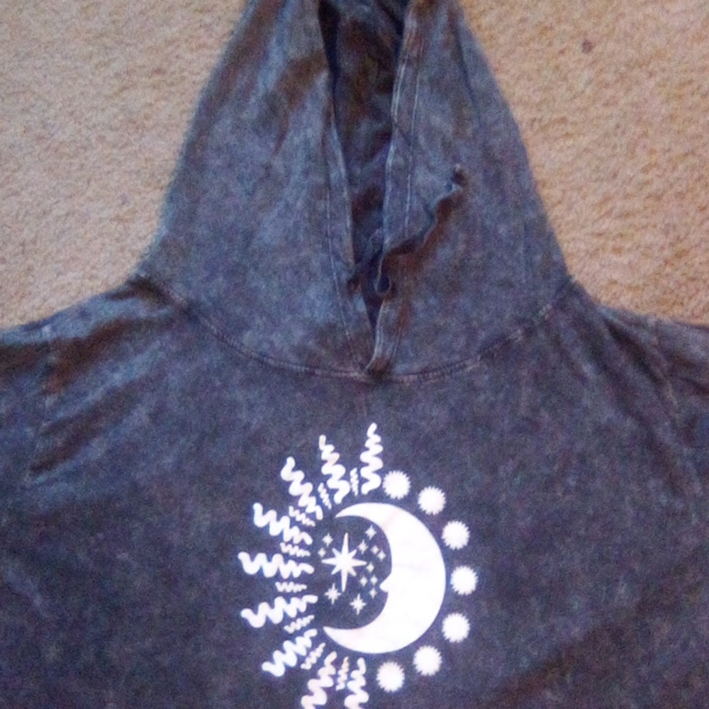 Half Moon Pull-Over Man Thin Boho With Pockets Y2… - image 4